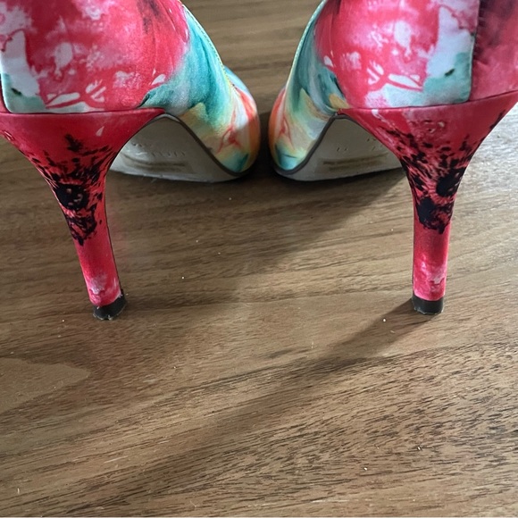 EUC Unisa Unjubilee heels - Picture 5 of 12